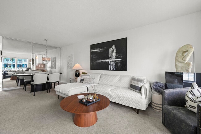 Photo - 1444 SE 15th Ct Unit 103