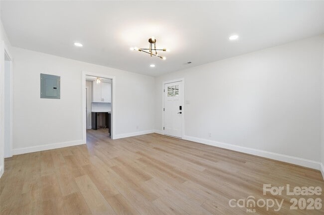 Photo - 1320 Anderson St