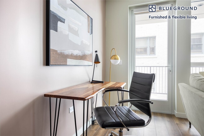 Photo - 1818 N Cherokee Ave Unidad FL3-ID1199