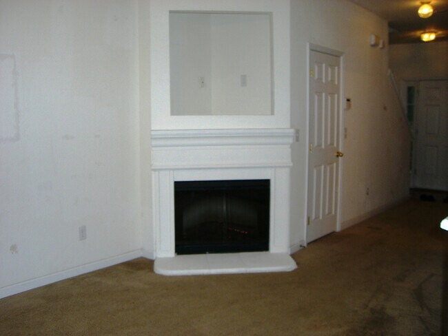 Photo - 196 Brookview Dr