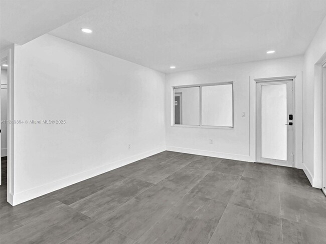 Photo - 11900 N Bayshore Dr Unidad 101