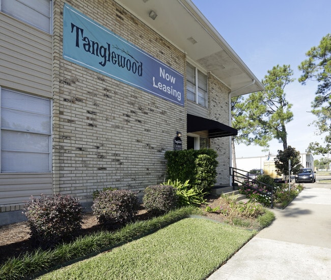 Tanglewood Apartments For Rent in Westwego, LA