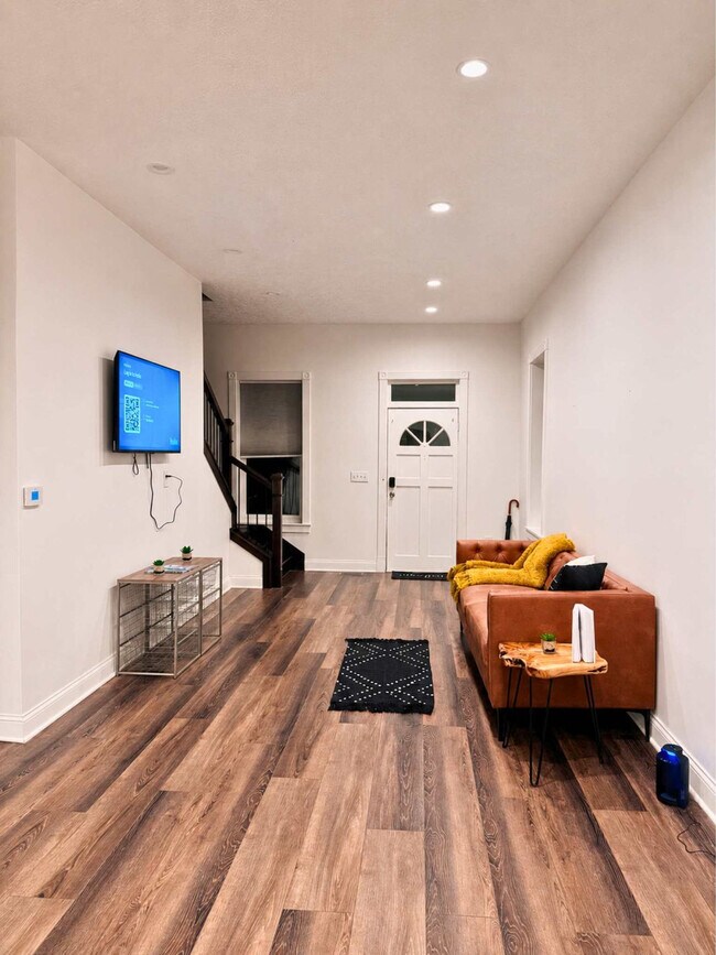 65 E Russell St Unit SI ID1601758P
