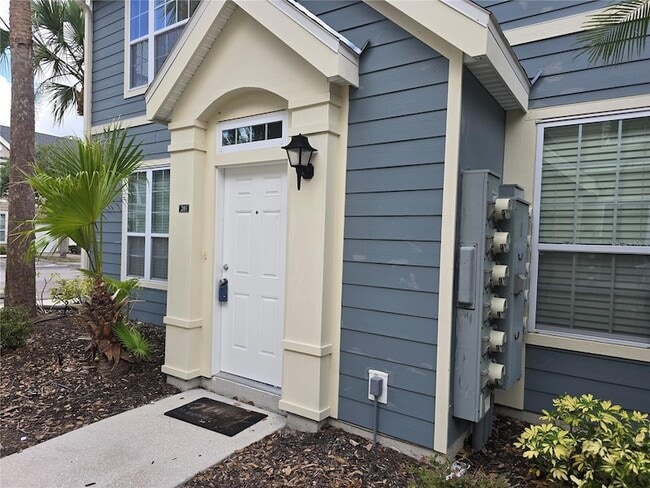 Building Photo - 5601 Rosehill Rd Unit 203