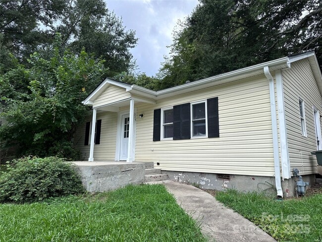 Building Photo - 317 S Ransom St Rental