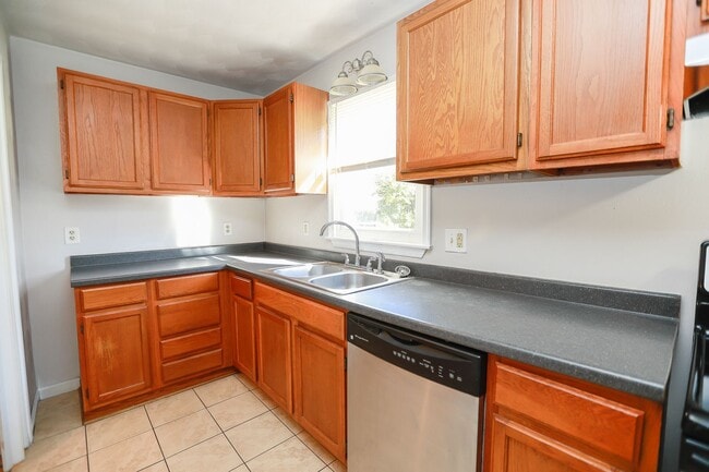 Photo - Cute bungalow rental in Cradock!