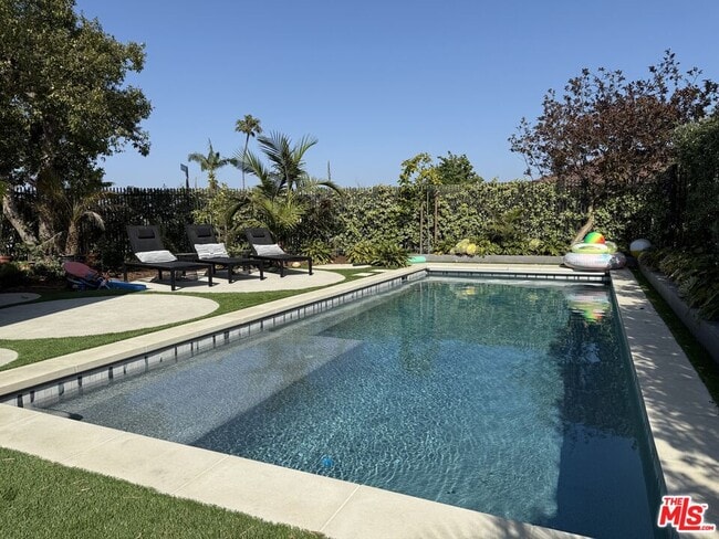 Building Photo - 4587 Don Felipe Dr Rental