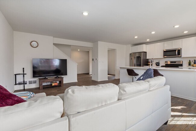 Photo - 2115 Canyon Creek Ct