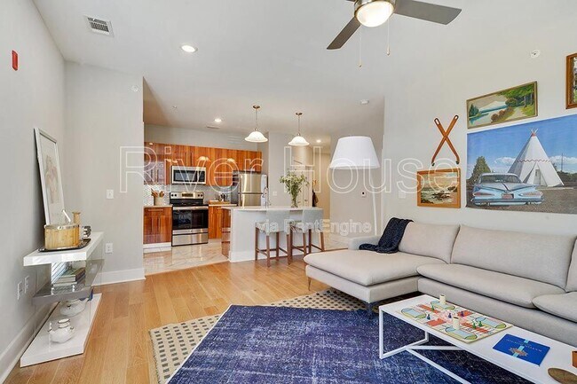 River House Apartments