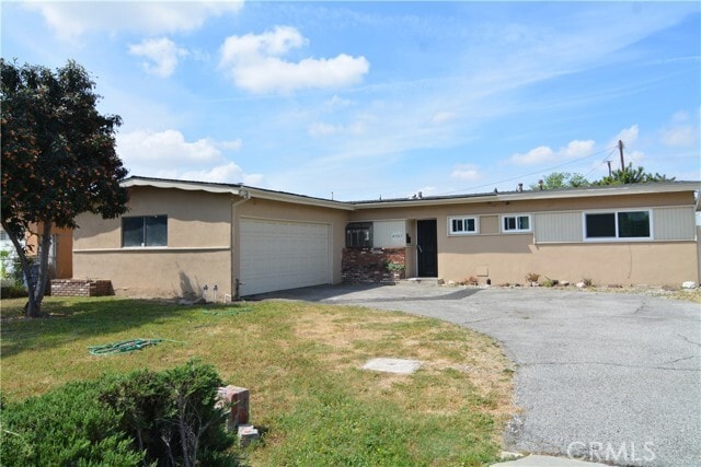 Building Photo - 4907 McClintock Ave