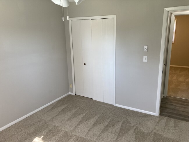 5507 W Keller Rd