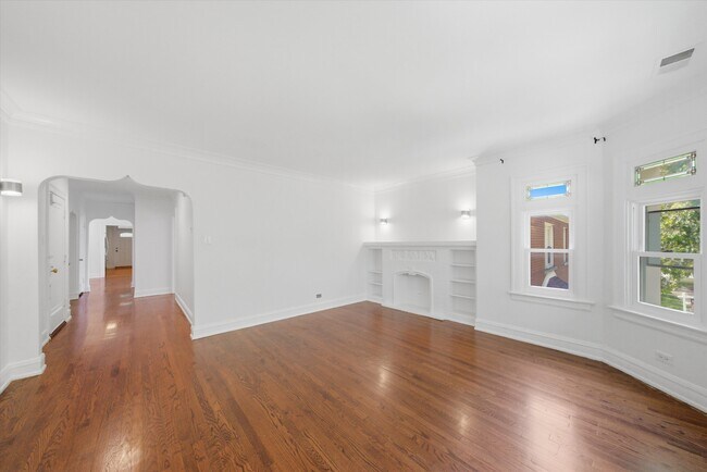 Photo - 2737 W Lunt Ave Unidad 2W