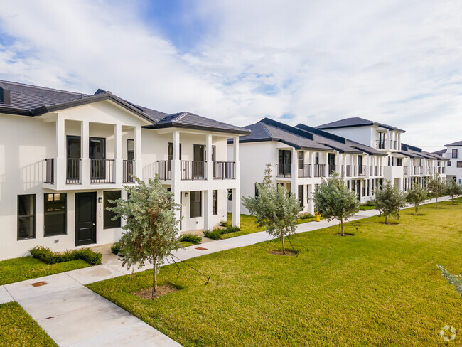 Southern Villas Townhomes - Southern Villas Townhomes