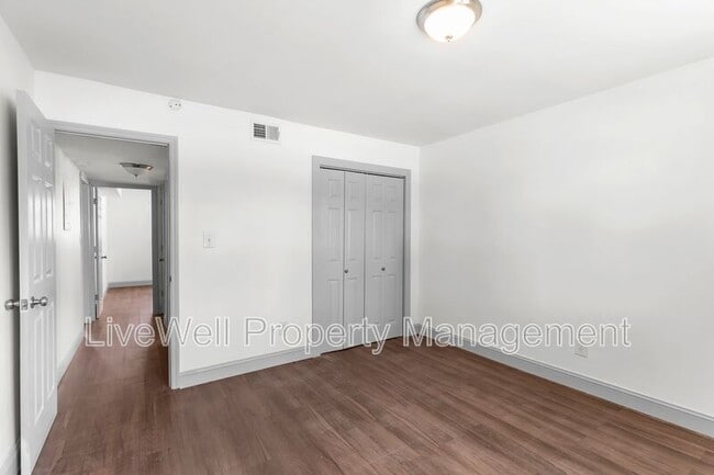 Photo - 2608 20th Ave N