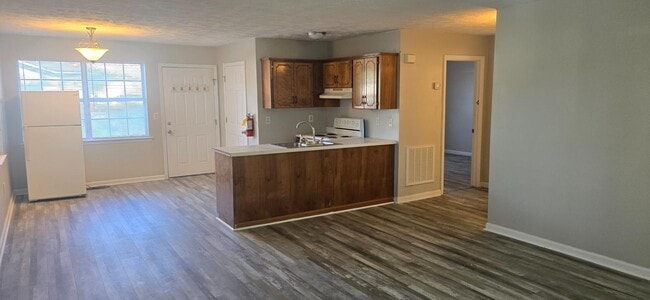 Building Photo - 23 Scarbrough Ln