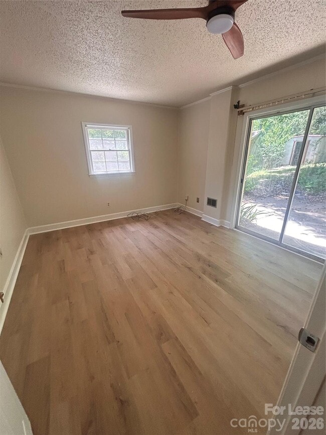 Photo - 1616 Weststone Dr