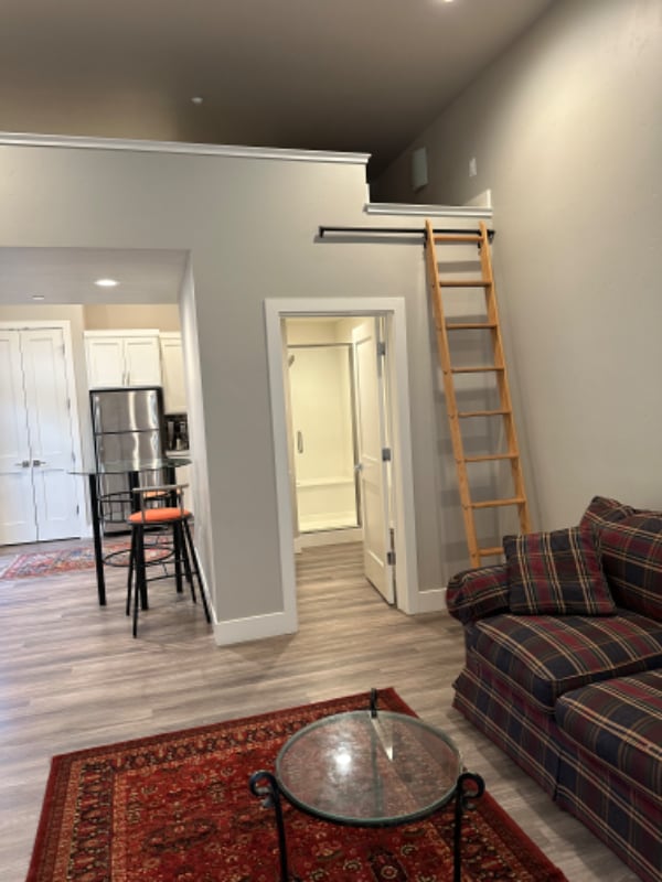 Photo - 1816 Solons Alley