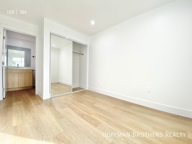 Photo - 1019 Ocean Park Blvd Unidad 8A