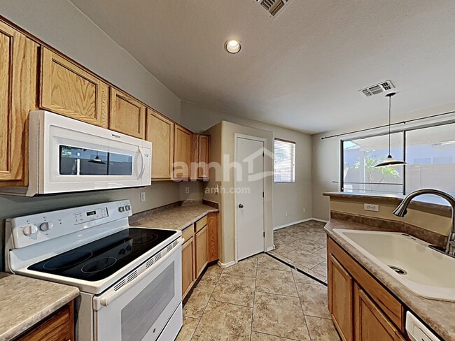 Photo - 16237 W Marconi Ave