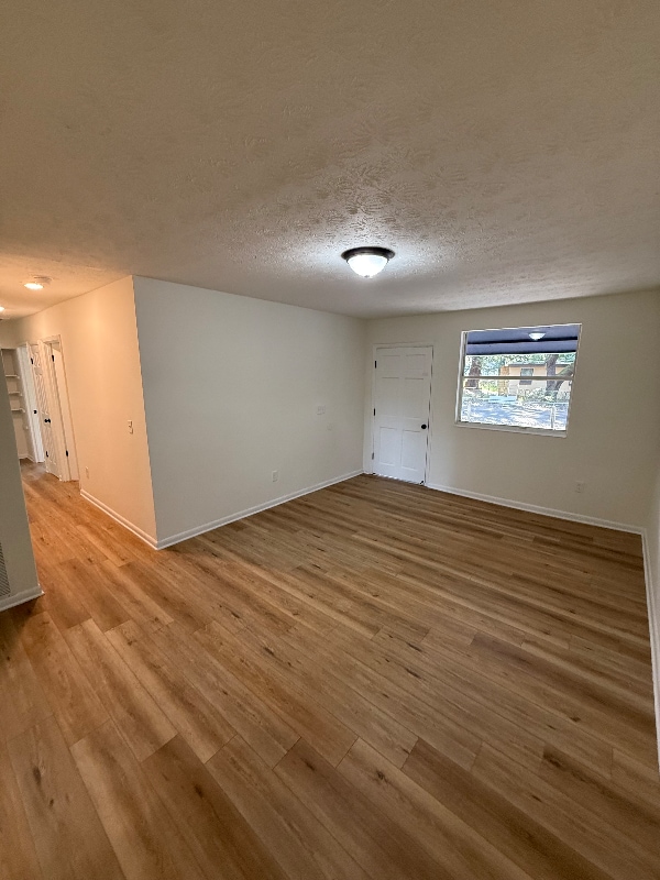 Photo - 1675 Winthrop St