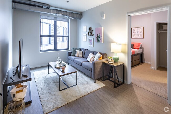 2 BR, 2 BA - C2 - 753 SF - Landmark on Grand River