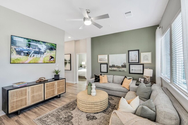 Photo - 5609 Wild Acrs