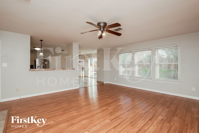 Photo - 3438 Columbia Dr