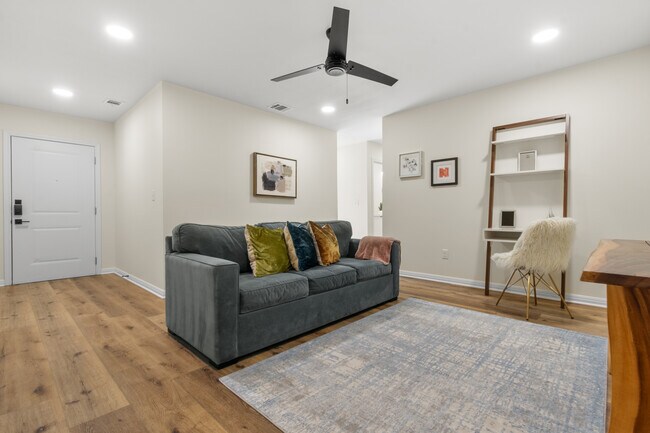 Magnolia Condominiums