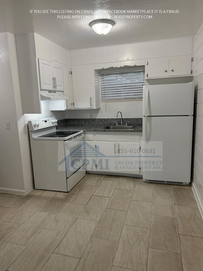 Photo - 732 S J St Unit 2