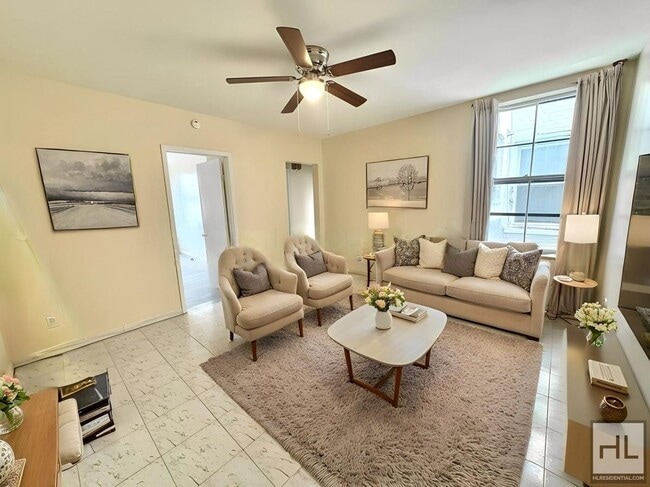 Building Photo - 86 STREET Unit 2F