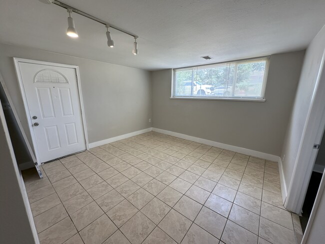 Photo - 1643 Beeler St Unit Beeler