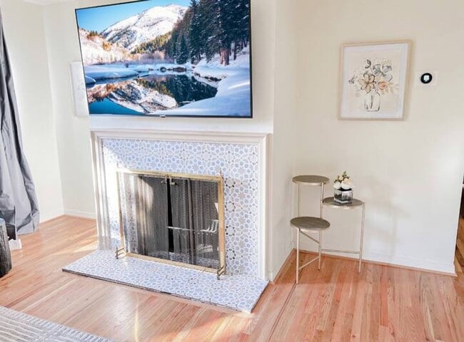 Photo - Modern 4 bed/2 bath with Mountain Views and a Fenced Backyard