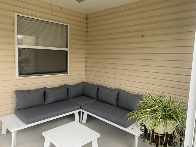 Photo - 1714 Picasso Pl