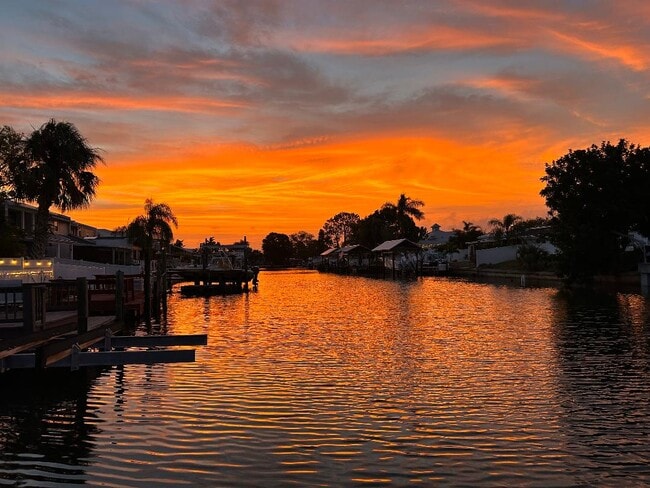 Photo - 8733 Bay Pointe Dr