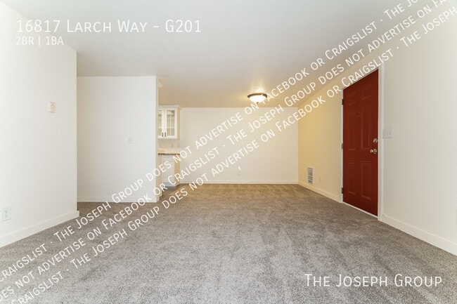Photo - 16817 Larch Way Unidad G201