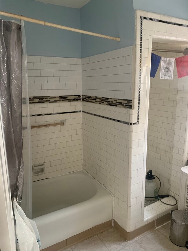 Photo - 2359 E Allegheny Ave Unit 2
