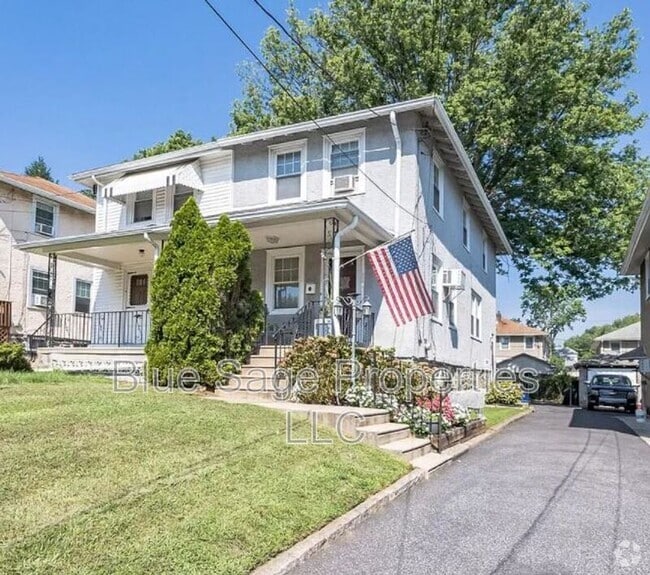 Building Photo - 3207 Albemarle Ave Rental