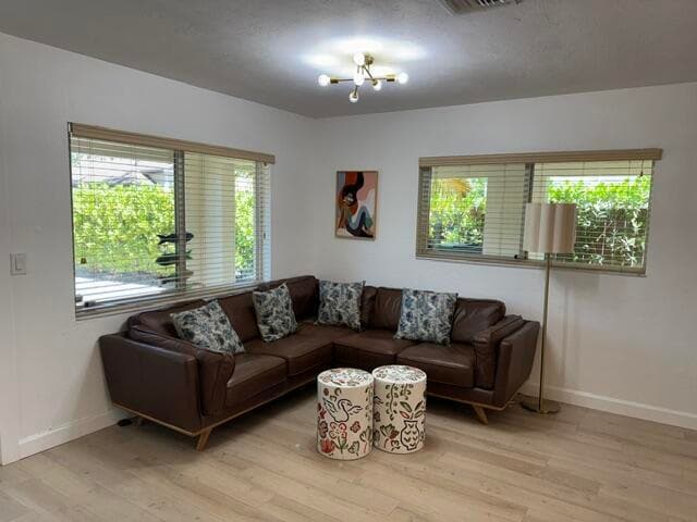 Photo - 632 SW 8th Ave