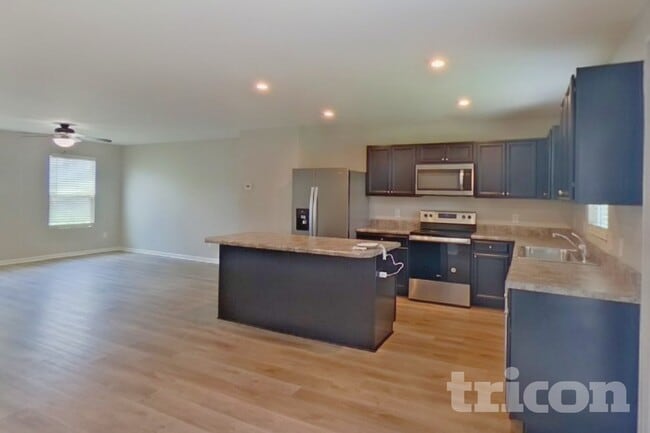 Photo - 120 Castlebrook Dr