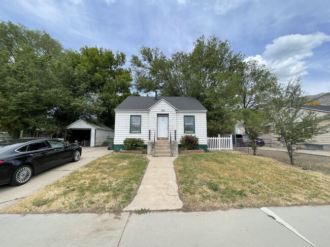 Building Photo - 768 12th St