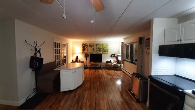 Photo - 25 Homer Ave