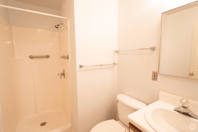 1BR,1BA