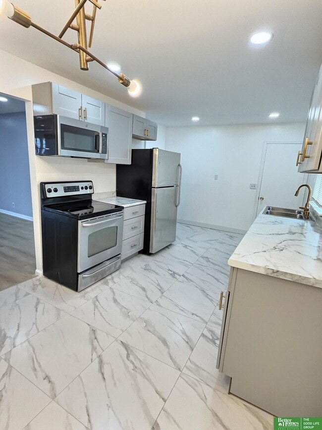 Photo - 5119 Pratt St