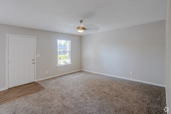 2BR, 1BA - 900 SF - Living Room