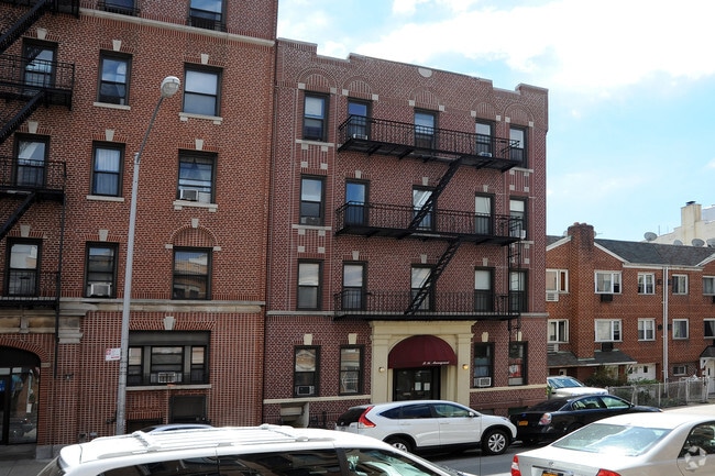 Photo - 30-17 34th St