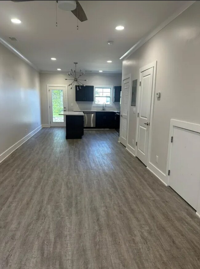Photo - 145 Bellvue Dr