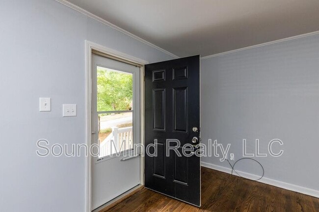 Photo - 321 Angier Ave