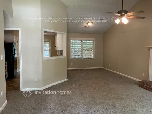 Photo - 211 Johnstons Way
