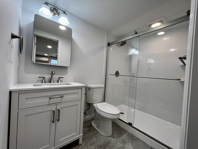 Photo - 16 Chivalry Ln