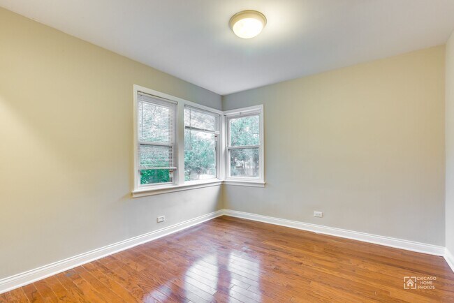 623-631 Brummel - 2 Bed